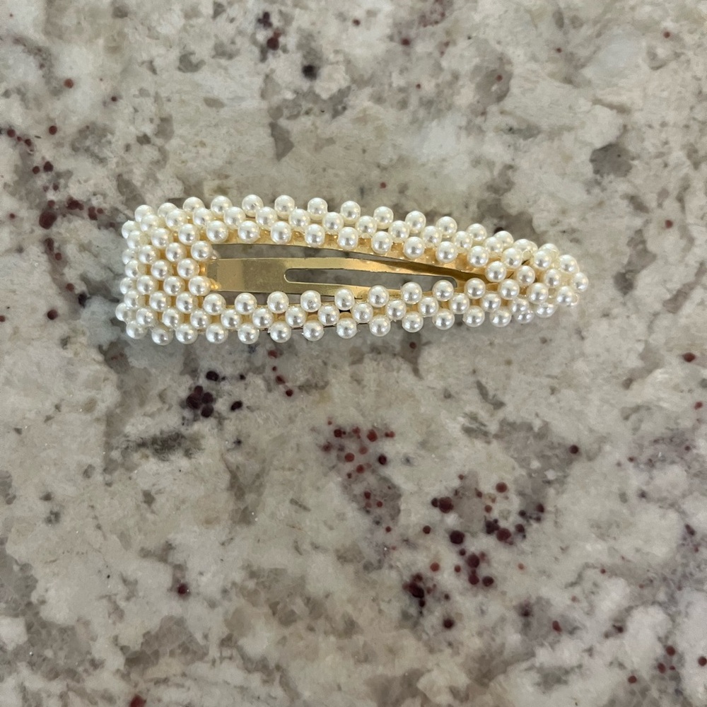 Large Pearl Hair Clip
